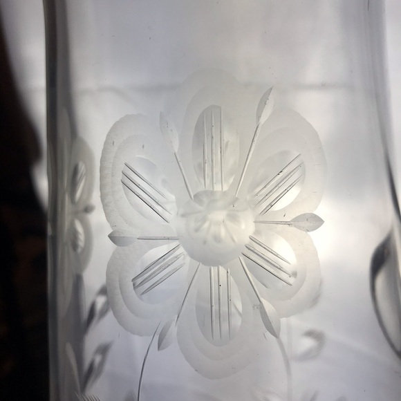 Vintage etched glass crystal pinched pitcher - Picture 4 of 14
